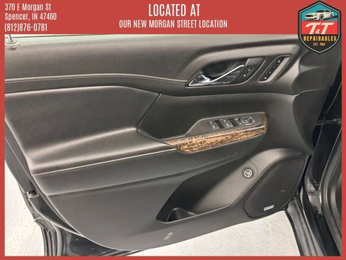Used 2020 GMC Acadia Denali w/ Denali Ultimate Package AWD/4WD image 39