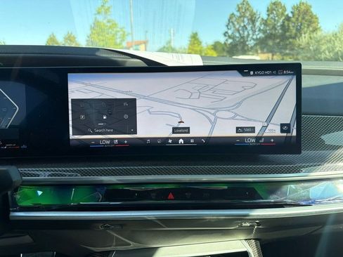 Used 2025 BMW 760i xDrive w/ Executive Package AWD/4WD image 14