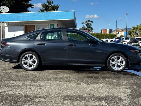 Certified 2024 Honda Accord LX image 3