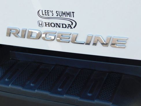 Used 2023 Honda Ridgeline Black Edition image 6