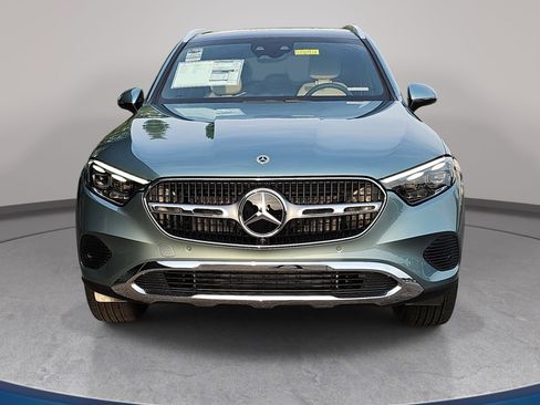 New 2026 Mercedes-Benz GLC 300 image 2
