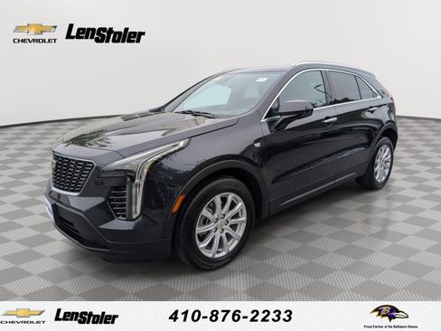 Used 2023 Cadillac XT4 Luxury w/ Cold Weather Package AWD/4WD image 1