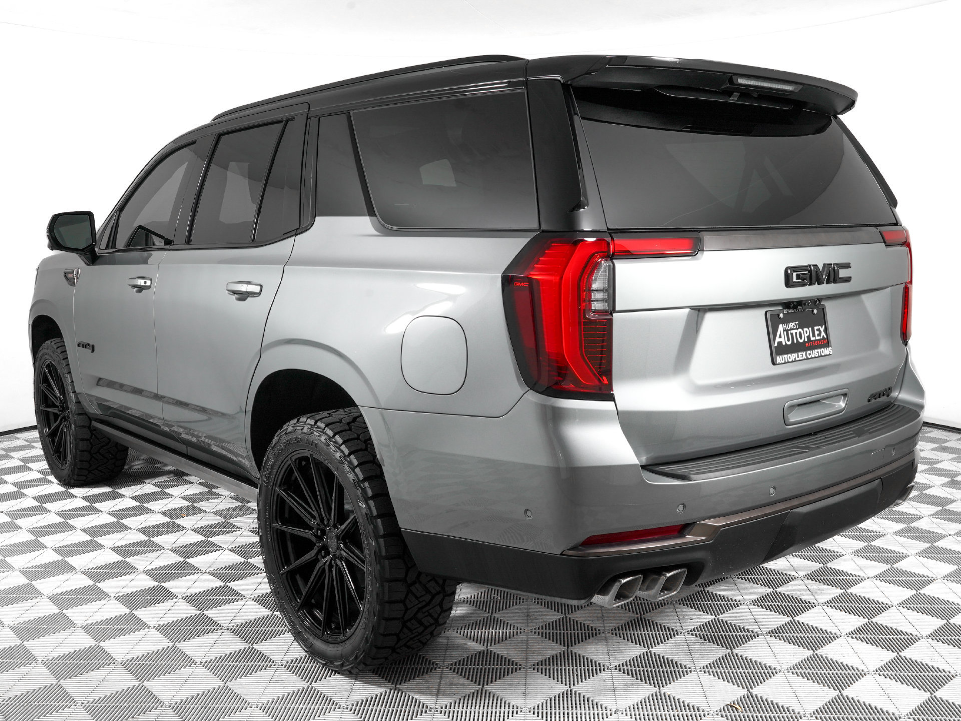Used 2026 GMC Yukon AT4 Ultimate AWD/4WD image 7