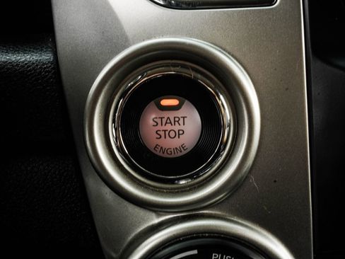 Used 2019 Nissan Titan SL AWD/4WD image 22