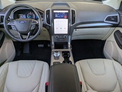 Certified 2024 Ford Edge Titanium image 13