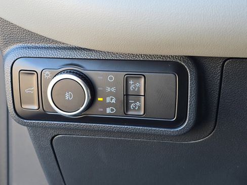 New 2026 Ford Explorer Active image 15