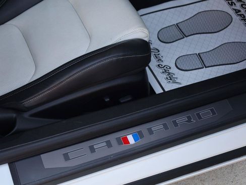 Used 2021 Chevrolet Camaro SS RWD image 23