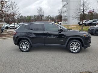 Used 2022 Jeep Compass Latitude video 2