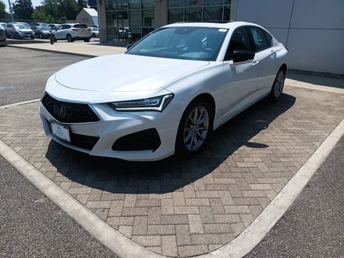 Used 2023 Acura TLX FWD image 2