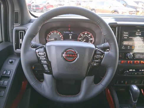 New 2026 Nissan Frontier Pro-X w/ Pro-X Convenience Package image 9