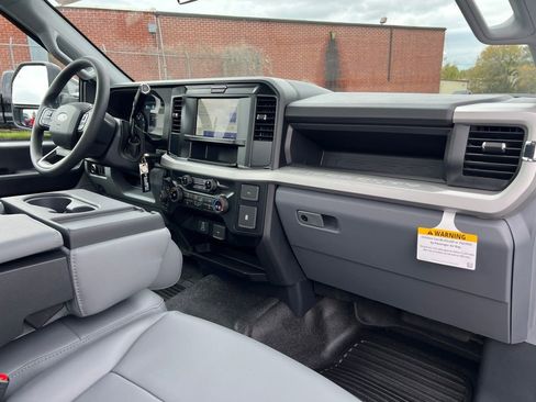 New 2026 Ford F350 XL w/ FX4 Off-Road Package image 11