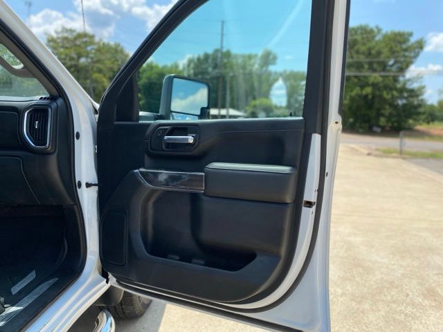 Used 2020 Chevrolet Silverado 2500 LTZ w/ Gooseneck/5TH Wheel Package AWD/4WD image 16