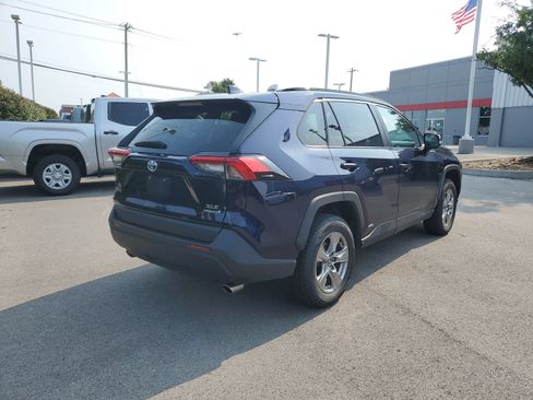 Certified 2024 Toyota RAV4 XLE AWD/4WD image 4