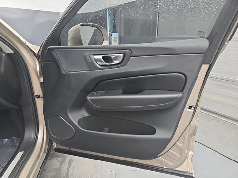 Used 2023 Volvo XC60 B5 Plus w/ Protection Package Premier FWD image 37