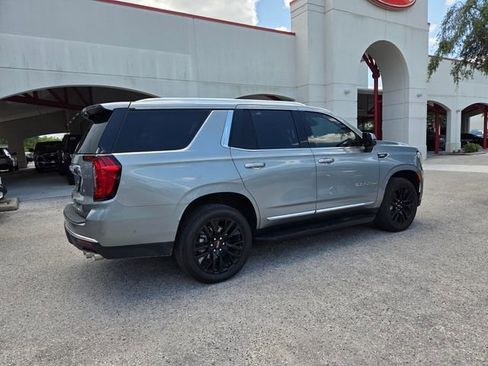 Used 2024 GMC Yukon Denali w/ Advanced Technology Package AWD/4WD image 14