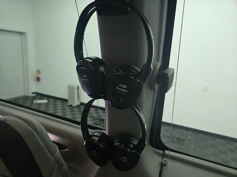 Used 2020 Chevrolet Express 2500 Extended w/ Enhanced Convenience Package image 48