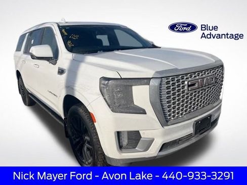 Used 2023 GMC Yukon XL Denali w/ LPO, Floor Liner Package image 1