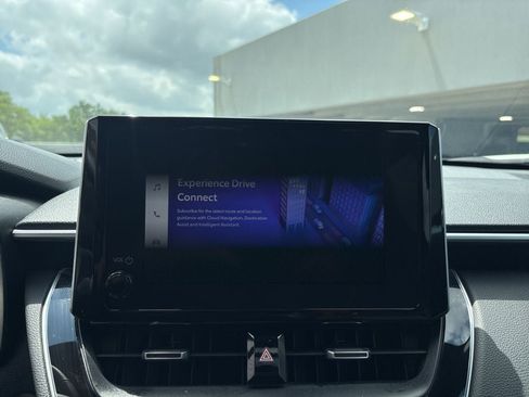 Used 2023 Toyota Corolla Cross AWD Hybrid w/ Convenience Package image 20