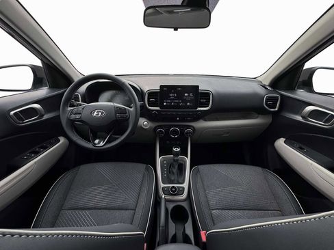 New 2026 Hyundai Venue SEL image 13