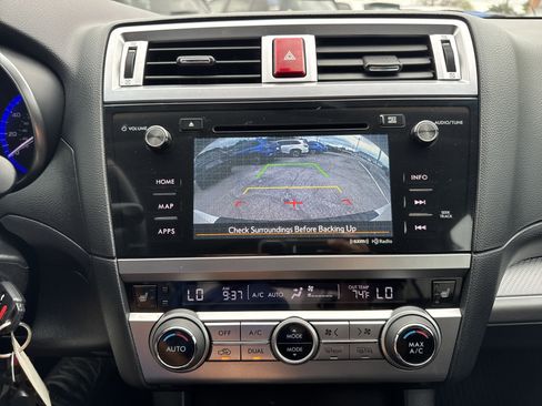 Used 2016 Subaru Outback 2.5i Premium image 19