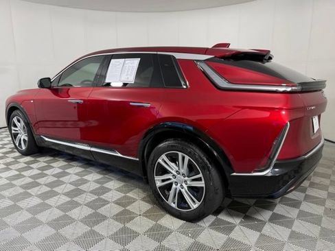 Certified 2024 Cadillac Lyriq Tech w/ Driver Assist Package AWD/4WD image 5