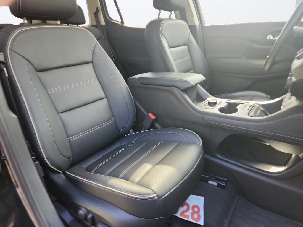 Used 2023 GMC Acadia Denali w/ Denali Ultimate Package AWD/4WD image 25