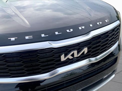 Used 2022 Kia Telluride SX w/ SX Prestige Package AWD/4WD image 29