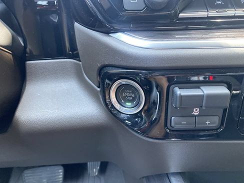 Used 2026 Chevrolet Silverado 1500 LTZ AWD/4WD image 22