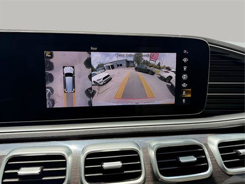 Used 2020 Mercedes-Benz GLS 450 4MATIC image 65