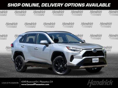 Used 2022 Toyota RAV4 SE