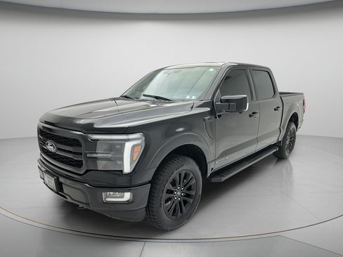 Used 2024 Ford F150 Lariat AWD/4WD image 3