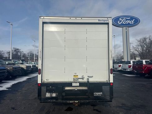Used 2024 Ford E-450 and Econoline 450 Super Duty w/ Power Windows & Locks Group image 8