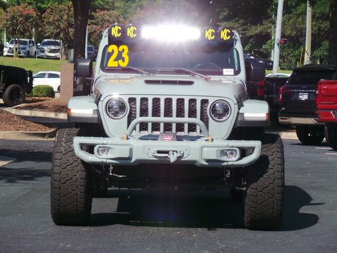 Used 2023 Jeep Wrangler Unlimited Rubicon 392 AWD/4WD image 34