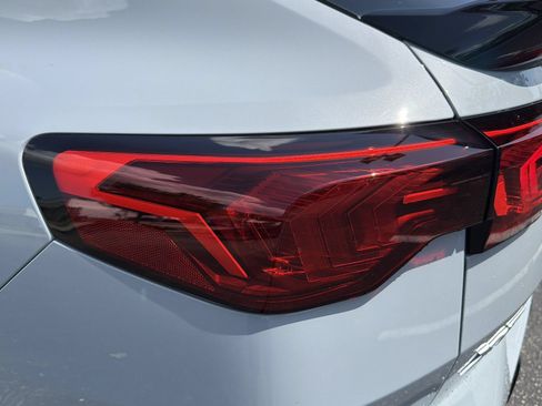 New 2026 BMW X2 xDrive28i w/ Technology Package AWD/4WD image 12