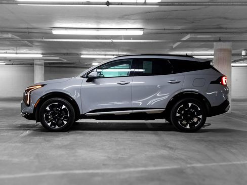 Used 2026 Kia Sportage SX image 13