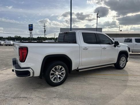 Used 2024 GMC Sierra 1500 Denali w/ Technology Package AWD/4WD image 11