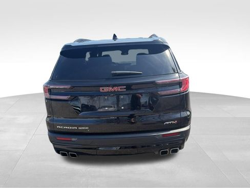 Used 2024 GMC Acadia AT4 w/ Luxury Package image 8