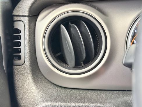 Used 2018 Jeep Wrangler Unlimited Sport S AWD/4WD image 34