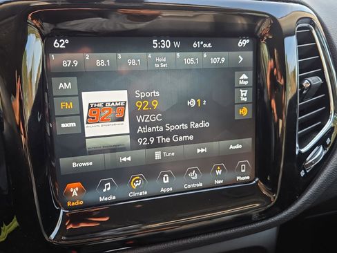 Used 2017 Jeep Compass Limited AWD/4WD image 15