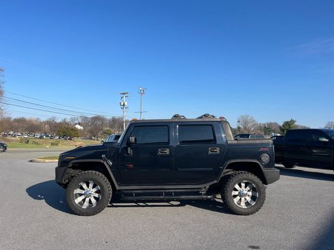 Used 2005 HUMMER H2 SUT w/ Preferred Equipment Group AWD/4WD image 30