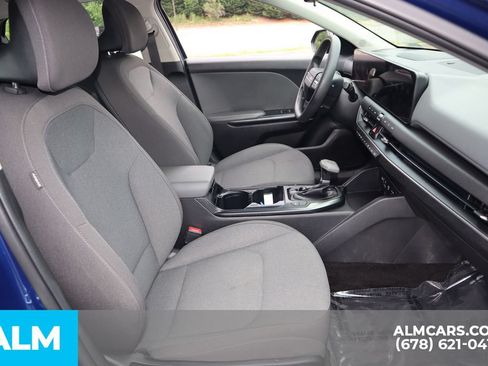 Used 2025 Kia K4 FWD image 24