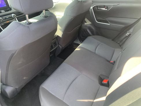 Used 2025 Toyota RAV4 XLE AWD/4WD image 14