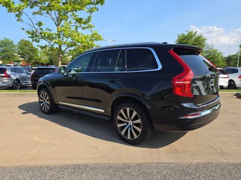 Used 2024 Volvo XC90 B5 Core w/ Protection Package Premier image 5
