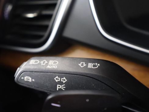 Used 2023 Audi Q5 2.0T Premium Plus image 45