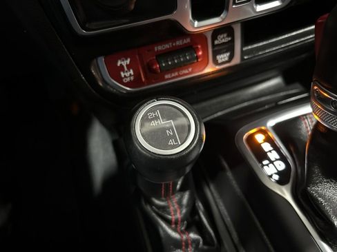 Used 2022 Jeep Wrangler Unlimited Rubicon w/ Dual Top Group image 20