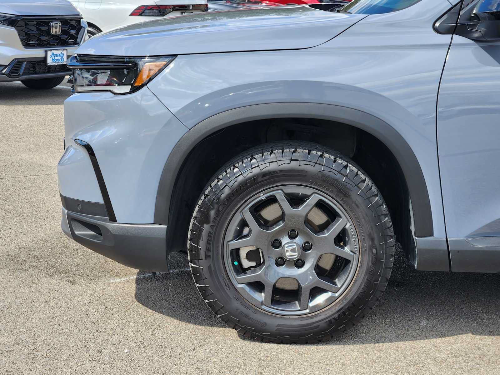 Certified 2025 Honda Pilot TrailSport image 8