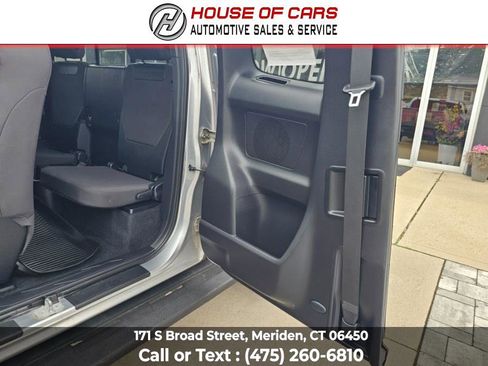 Used 2017 Toyota Tacoma TRD Sport image 48