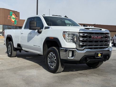 Used 2022 GMC Sierra 2500 SLE image 2