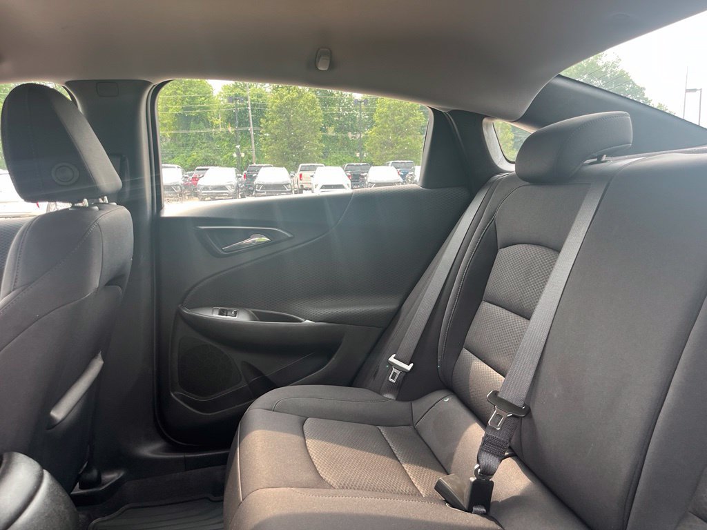 Used 2023 Chevrolet Malibu LS FWD image 19