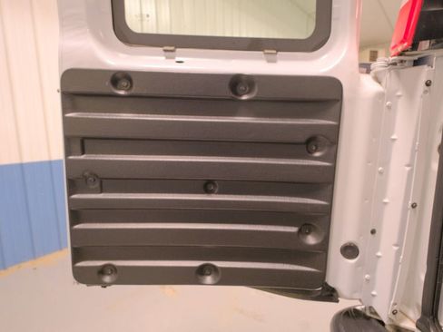 Used 2024 GMC Savana 2500 Work Van w/ Driver Convenience Package image 27